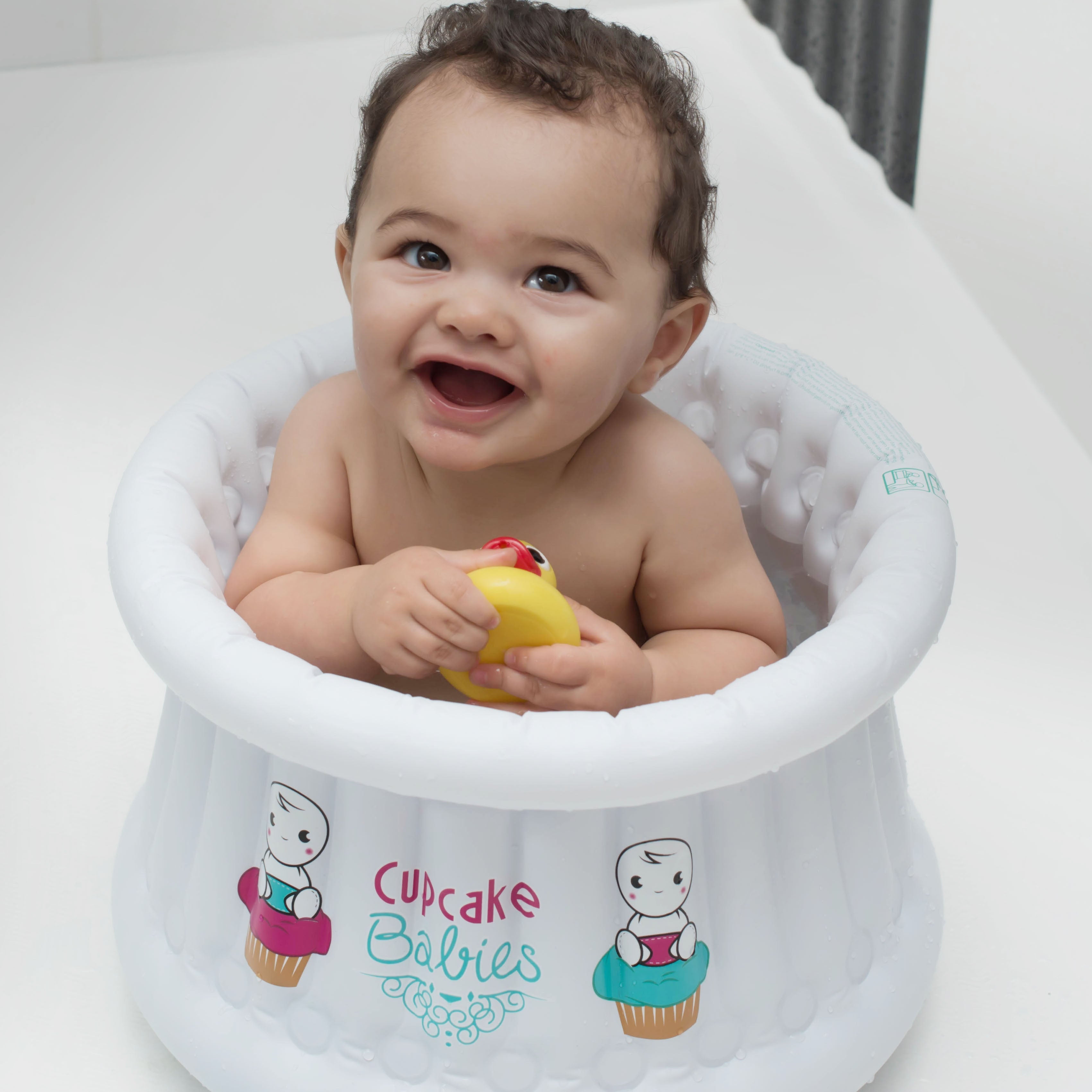 Easy Pack: Cupcake Babies Small Baby Bath (0-1 y) - Cupcake Babies Europe