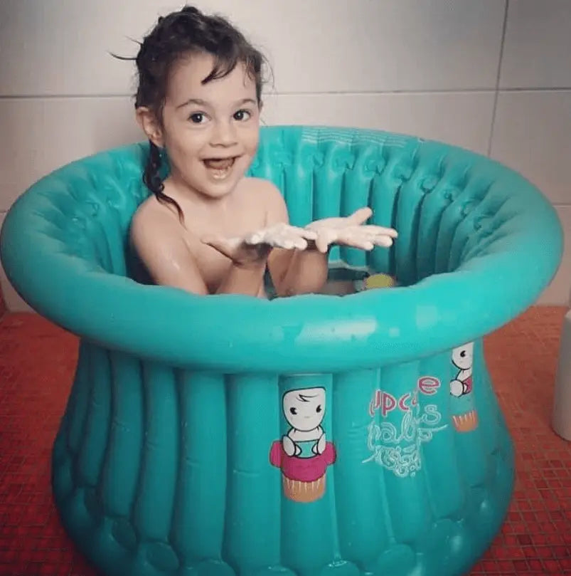Cupcake Babies BIG inflatable bath with pump for kids 1 to 8 Years - Cupcake Babies Europe